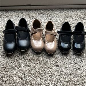 3 pairs of girls’ tap shoes - Black and Tan- size 9, 12,(black) and 11 (tan) GUC